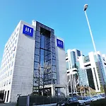 Ih Lorenteggio מלון 4*