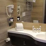מלון Ih Lorenteggio 4*
