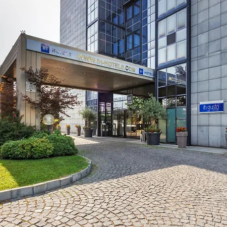 Ih Lorenteggio Hotell