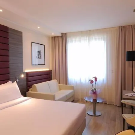 Ih Lorenteggio 4* Milan