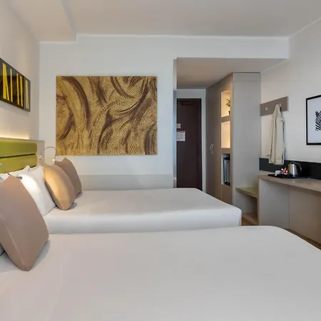 Ih Lorenteggio Hotel Milão