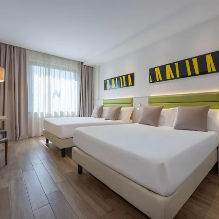 Hotel Ih Lorenteggio Milão