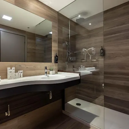 Ih Lorenteggio Hotel Milão