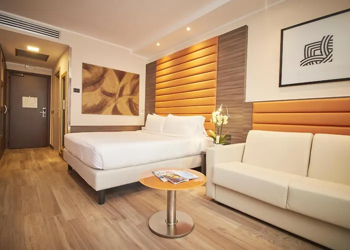 Hotel Ih Lorenteggio 4*
