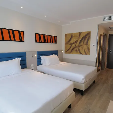 Szálloda Ih Lorenteggio 4*
