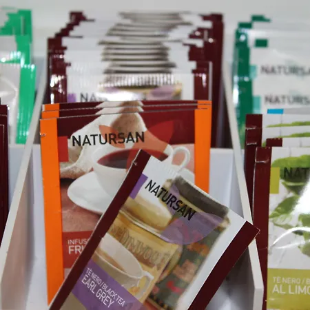 Ih Lorenteggio מלון מילאנו