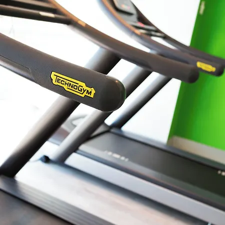 מלון Ih Lorenteggio 4*