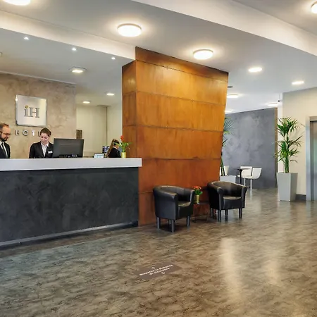 Ih Lorenteggio Hotel 4*