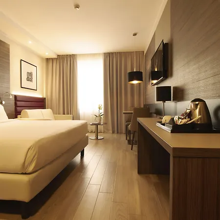 Ih Lorenteggio מלון