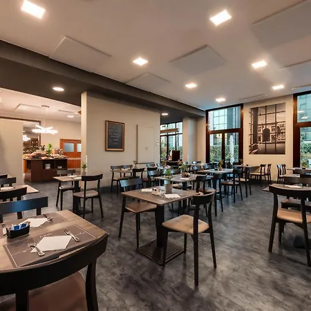 Ih Lorenteggio 4*