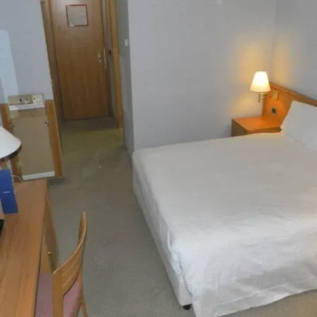 Szálloda Ih Lorenteggio 4*