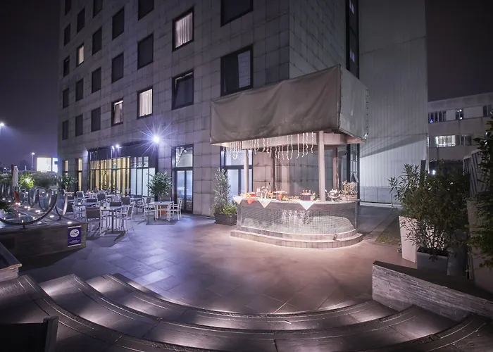 Ih Lorenteggio Hotel Milaan