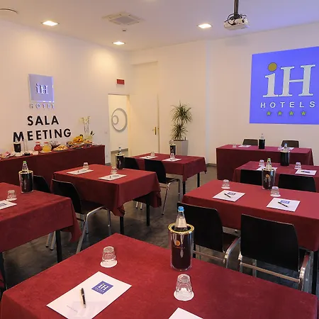 Ih Lorenteggio Hotel Milaan