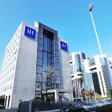 Ih Lorenteggio Otel 4*