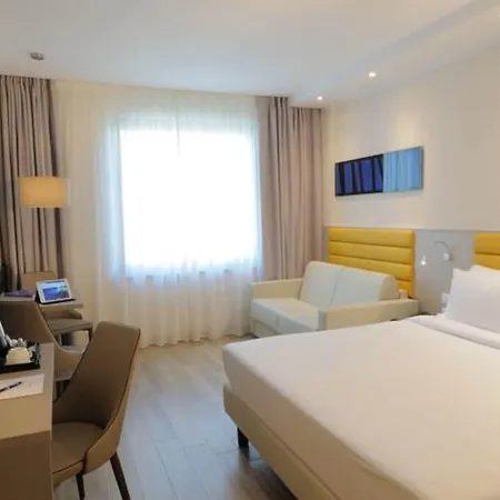 Hotel Ih Lorenteggio