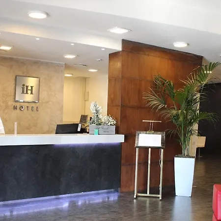 Ih Lorenteggio Hotel Milaan