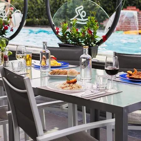 Ih Lorenteggio Hotel 4*
