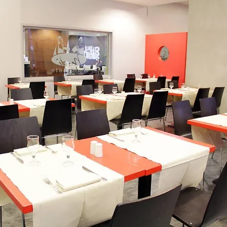 Hotel Ih Lorenteggio Milaan